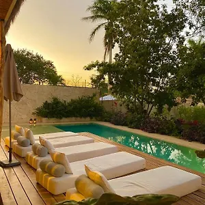 agam-hotel.quintano-roohotels.com/