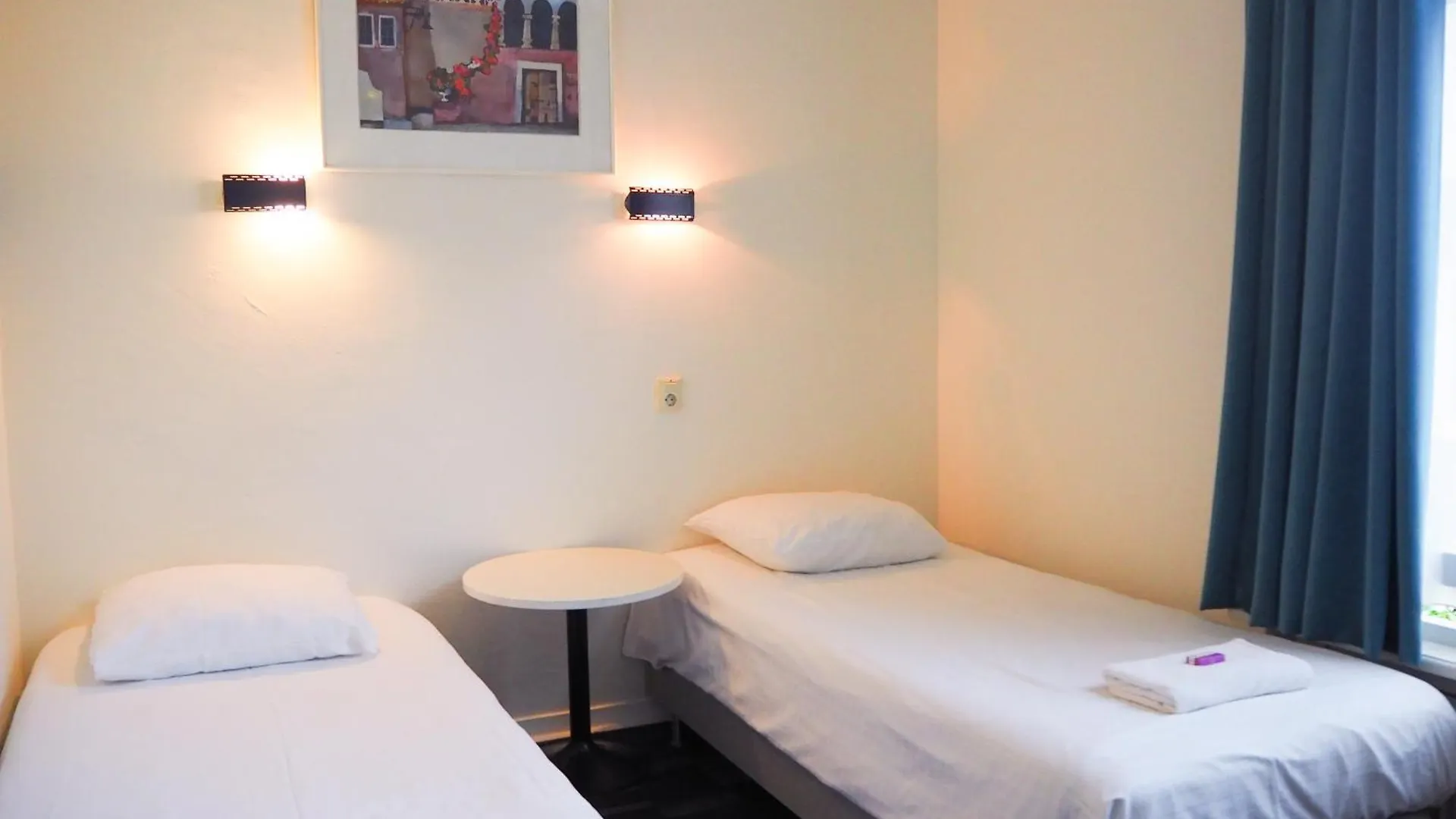 Euphemia Budget Old City Canal Zone Amsterdam Hostel