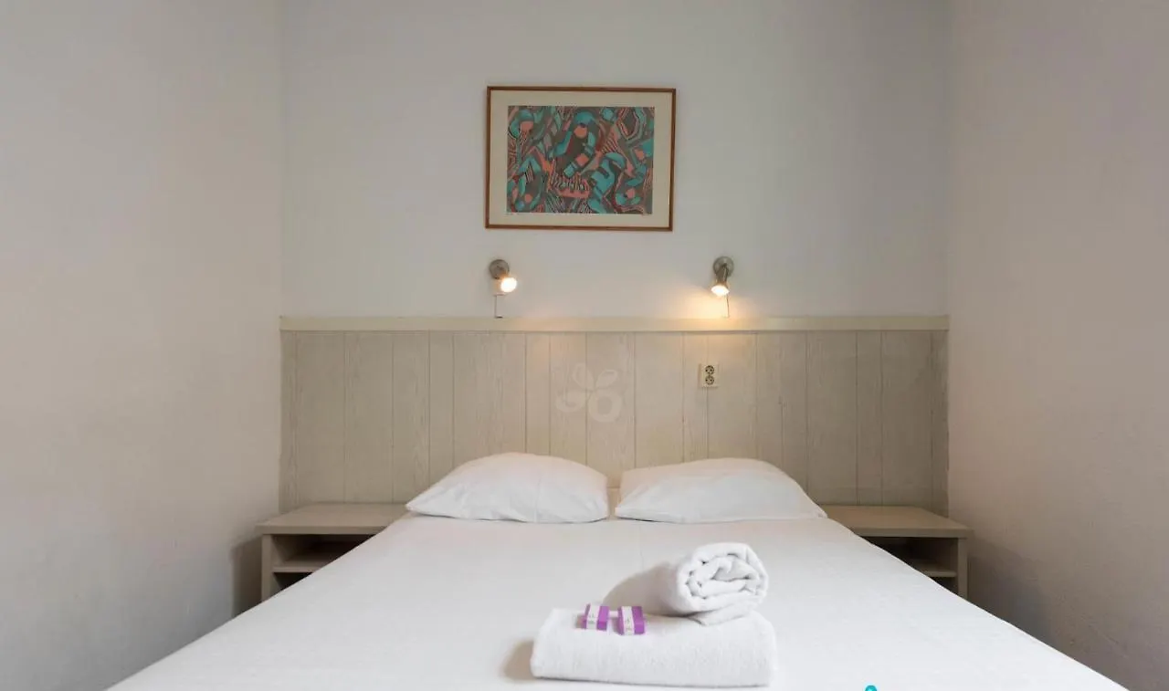 Euphemia Budget Old City Canal Zone Amsterdam 0*,  Hollanda